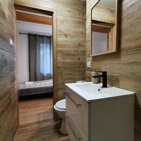 Alojamento de Acomodação e Pequeno-almoço Cis