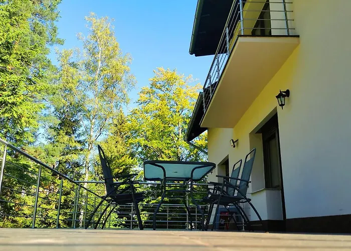 Cis Nocleg ze śniadaniem