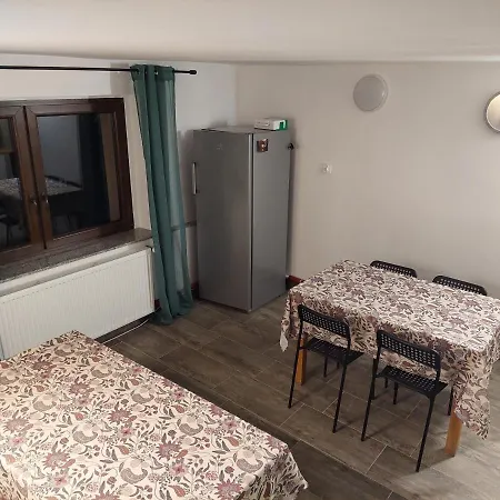 Cis Bed & Breakfast *