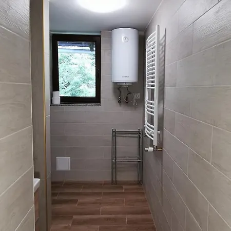 Cis Nocleg ze śniadaniem